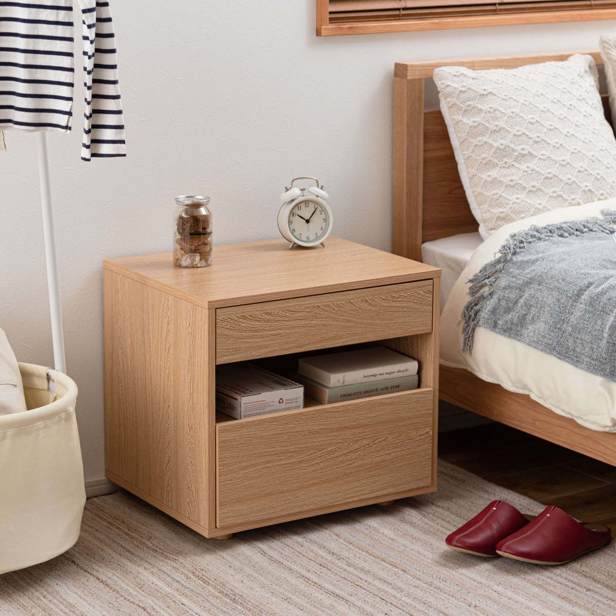 サイドチェスト 幅50cm 引き出し 2段 木目調 スライドレール ( チェスト サイドテーブル 引出し 収納 ナイトテーブル ベッドサイド ソファサイド ブラック ナチュラル ) 【ナチュラル】 ナチュラル