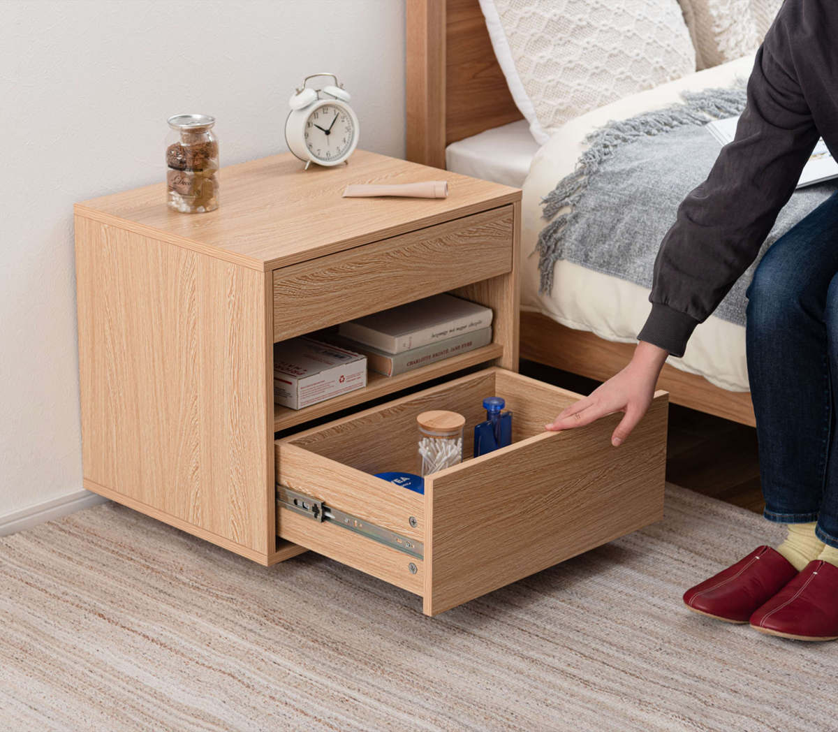 サイドチェスト 幅50cm 引き出し 2段 木目調 スライドレール ( チェスト サイドテーブル 引出し 収納 ナイトテーブル ベッドサイド ソファサイド ブラック ナチュラル ) 【ナチュラル】 ナチュラル