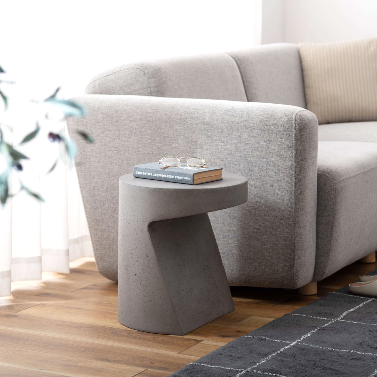 サイドテーブル 高さ46cm 円形 FORMA 軽量 完成品 ( ミニテーブル テーブル ソファサイド ベッドサイド 丸テーブル オブジェ ナイトテーブル コーヒーテーブル ベッドテーブル 玄関 ディスプレイ 飾り台 ) 【グレー】 グレー