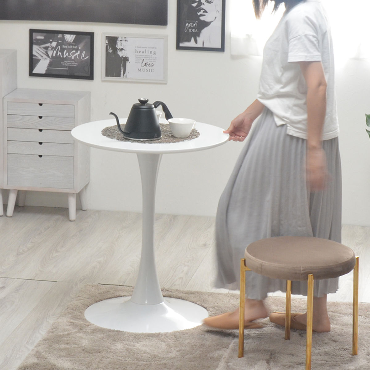 カフェテーブル 幅60cm 丸 ホワイト （ 丸テーブル ダイニングテーブル サイドテーブル 円形 ラウンド 白 おしゃれ 一人暮らし コンパクト ）