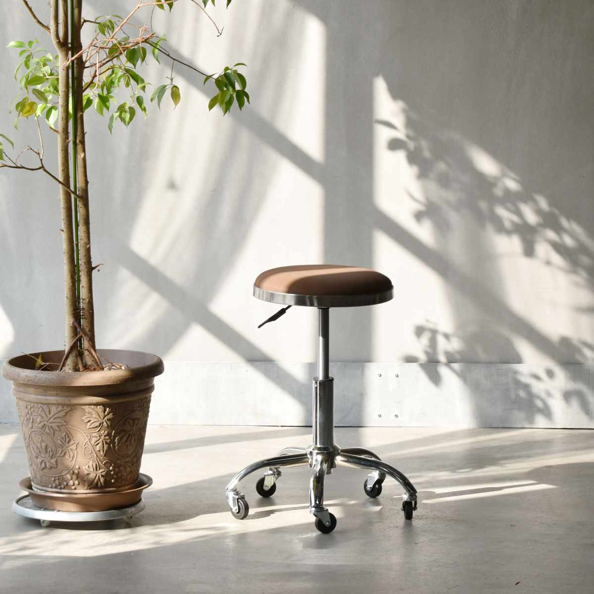 スツール 昇降式 座面高43.5~58cm ステンレスフレーム Sten ( チェア チェアー イス 椅子 キャスター付き 高さ調節 回転 カウンターチェア キッチンチェア キッチン カウンター オフィス 腰掛け 来客 サブチェア サロン おしゃれ ) 【ブラック】 ブラック