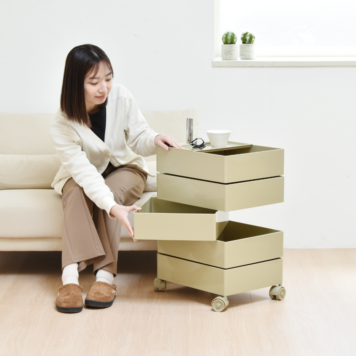 収納ワゴン 5段 360度 回転 キャスター付き ( ワゴン 収納 棚 ラック 五段 トレー トロリー サイドワゴン 5段トレー デスクサイド 回転式 トレイ アイボリー ライトブラウン ライトブルー イエロー ) 【イエロー】 イエロー