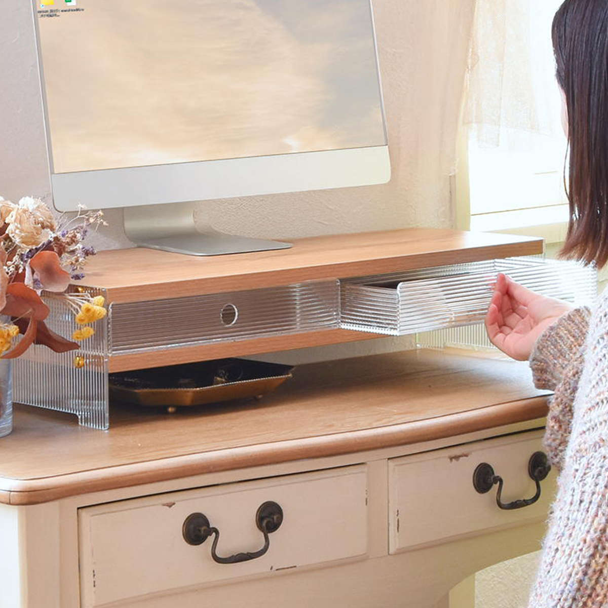 キッチンラック アクリル 収納棚 ワイドタイプ ( キッチン収納 ディッシュラック 収納ラック カウンター上 シェルフ 引出し 木目調 卓上 モニター台 デスク収納 ディスプレイ リブ 透け感 耐久性 丈夫 おしゃれ )