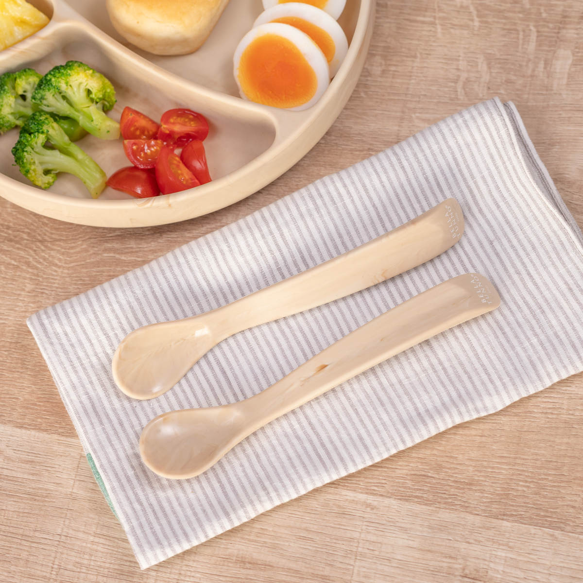 BELLA TUNNO スプーン 2本セット ベビー ( ベラトゥーノ シリコン 離乳食 食洗機対応 カトラリー 子供 赤ちゃん ベビー食器 安心 安全 出産祝い おしゃれ ギフト ) 【SPECKLE】 SPECKLE