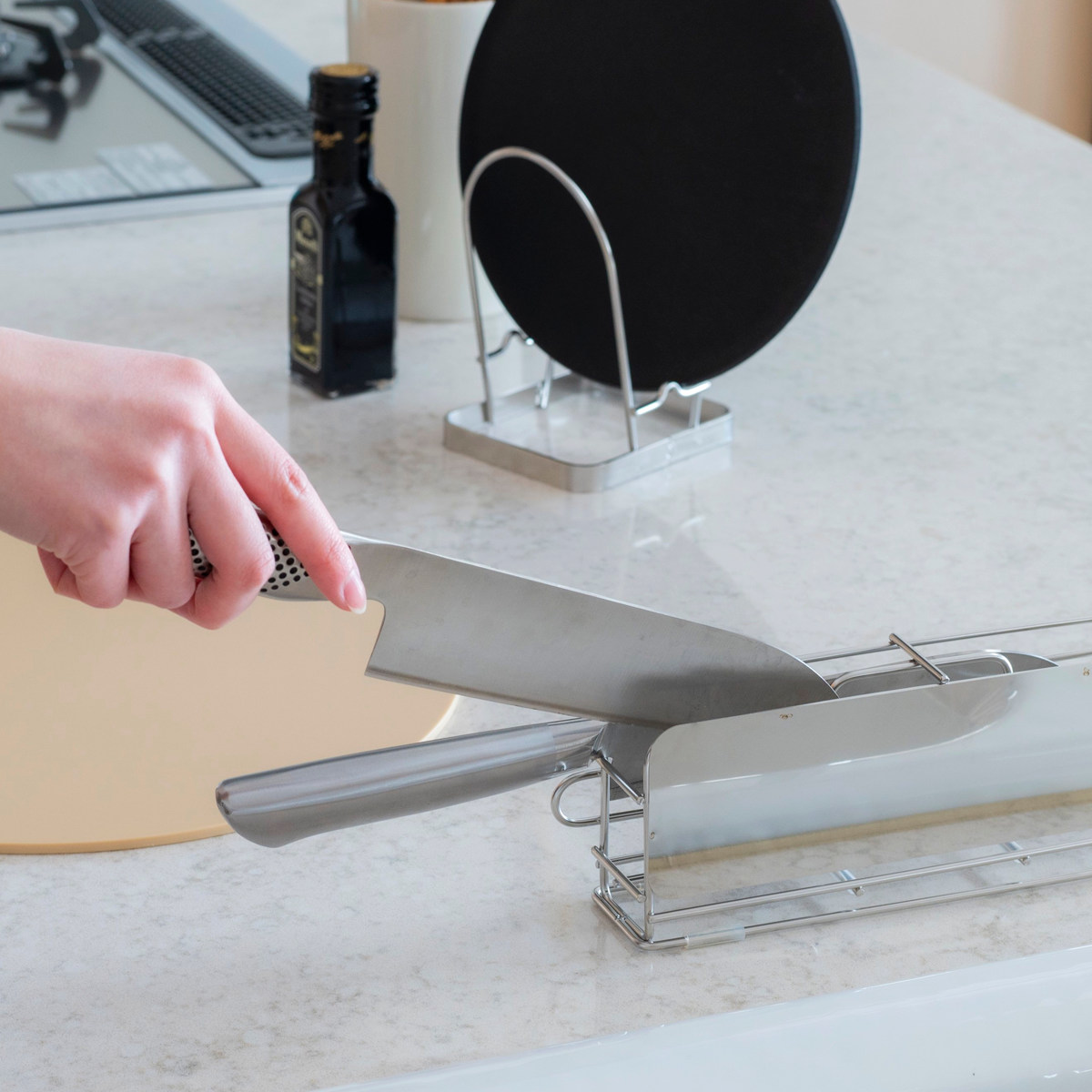 ビーワーススタイル すっきり暮らす 包丁スタンド ( 包丁差し 包丁ホルダー 包丁立て 日本製 ステンレス 食洗機対応 ほうちょう立て 横置き 燕三条産 オールステンレス 収納 包丁収納 ナイフスタンド カバー )