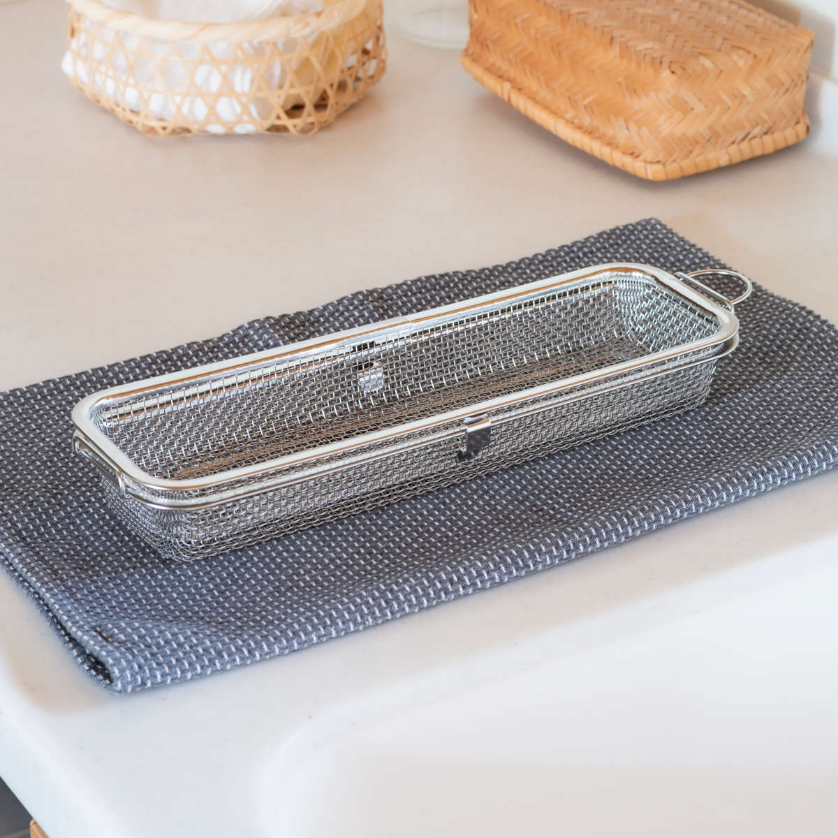 ビーワーススタイル すっきり暮らす 食洗機カゴ ロングタイプ ( 食洗機 かご 水切り 食洗機用小物カゴ 日本製 オールステンレス メッシュかご 小物洗い お弁当用品 カトラリー 水筒パッキン ピック シリコンカップ バラン ざる )