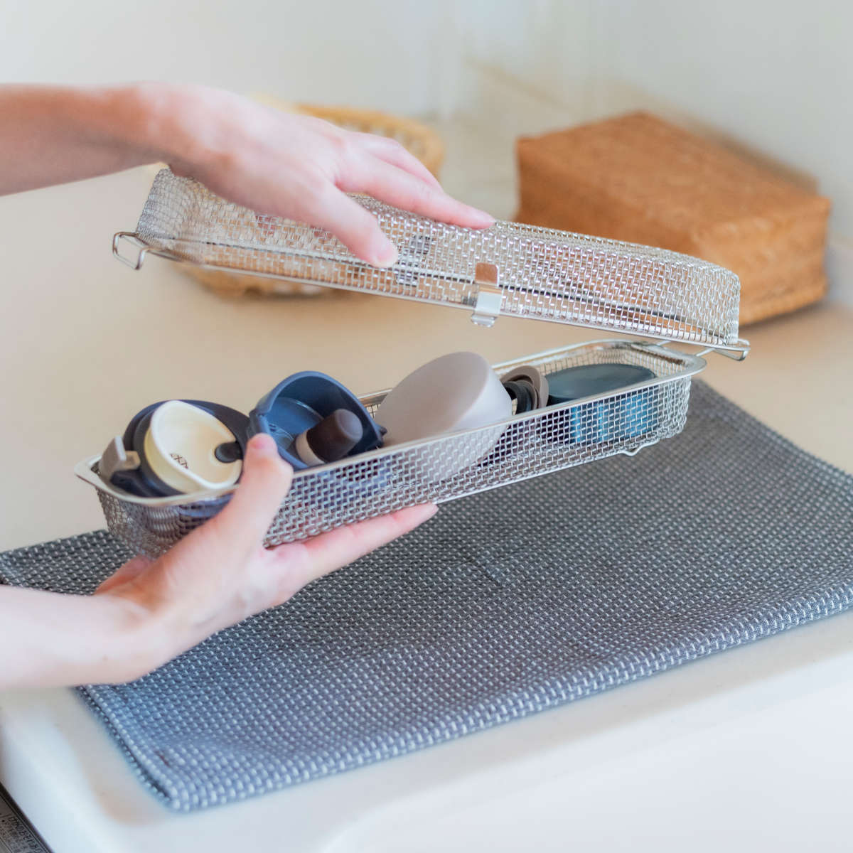 ビーワーススタイル すっきり暮らす 食洗機カゴ ロングタイプ ( 食洗機 かご 水切り 食洗機用小物カゴ 日本製 オールステンレス メッシュかご 小物洗い お弁当用品 カトラリー 水筒パッキン ピック シリコンカップ バラン ざる )