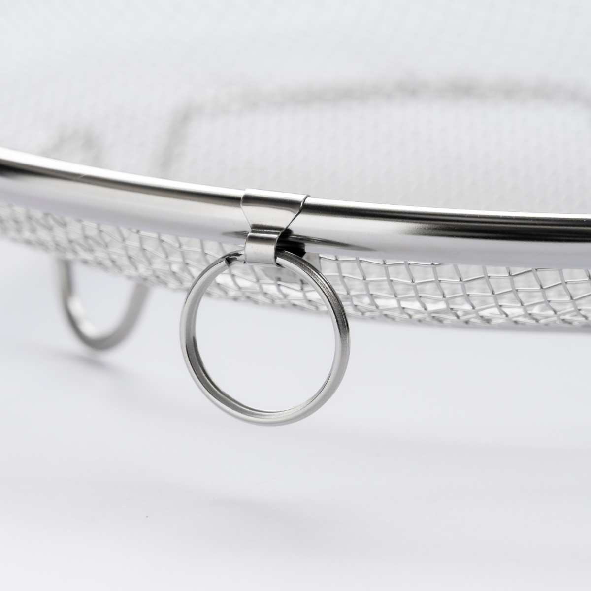 ビーワーススタイル すっきり暮らす盆ざる 22cm 持ち上げフック付き 食洗機対応 ( 盆ざる ざる 水切りザル 丸ザル 浅型 22センチ 盛り付け 水切り 湯切り 油切り 料理 下ごしらえ ステンレス 持ち手付き ステンレス製 日本製 )