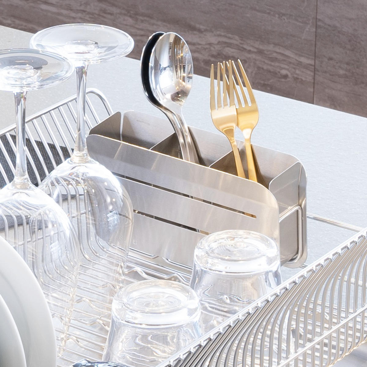 水切ラック hanauta ハナウタ 縦置き ロング カゴ&トレイ ( 水切りかご ステンレス シンク横 食器乾燥ラック 日本製 燕三条 水切り バスケット ラック 皿立て 受け皿 流れる サビにくい 丈夫 )