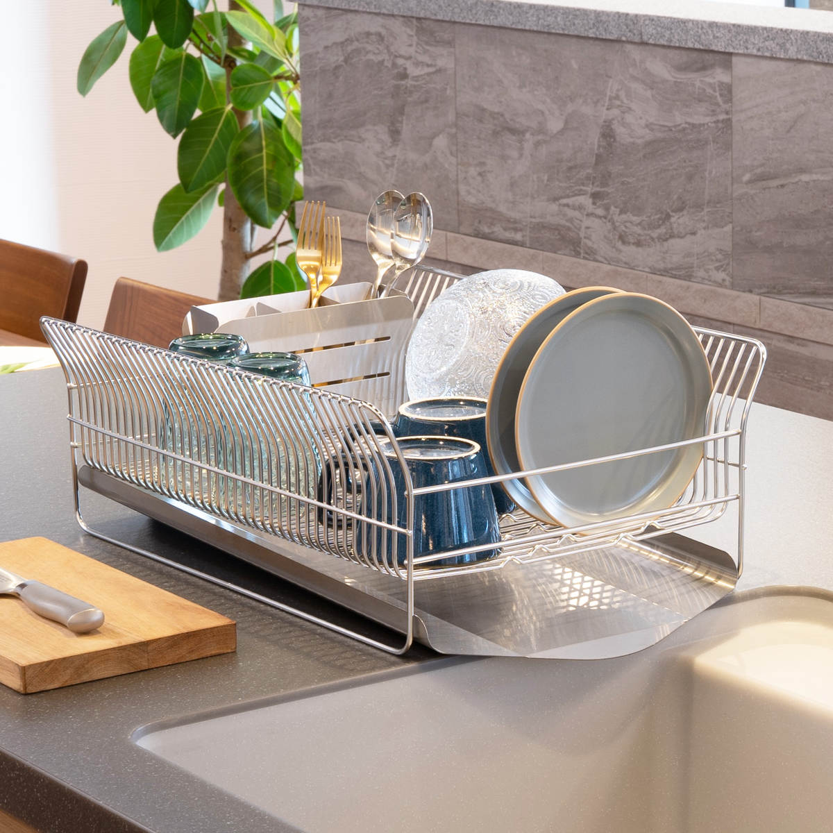 水切りラック hanauta ハナウタ 横置き 縦置き カトラリーポケット付 ローズゴールド ( 水切りかご ステンレス シンク横 食器乾燥ラック 日本製 水切り バスケット ラック 皿立て 受け皿 流れる サビにくい ) 【横置き】 横置き