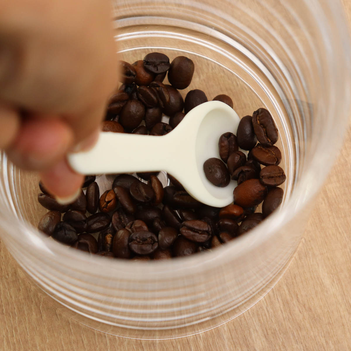 保存容器 850ml 重なるキャニスター バンブー ( キャニスター 密閉 プラスチック 0.85L 竹 保存 容器 ケース スタッキング 積み重ね ストッカー 食品保存容器 スパイスボトル フードストッカー 食品保存 丸型 シリコーン弁付き )