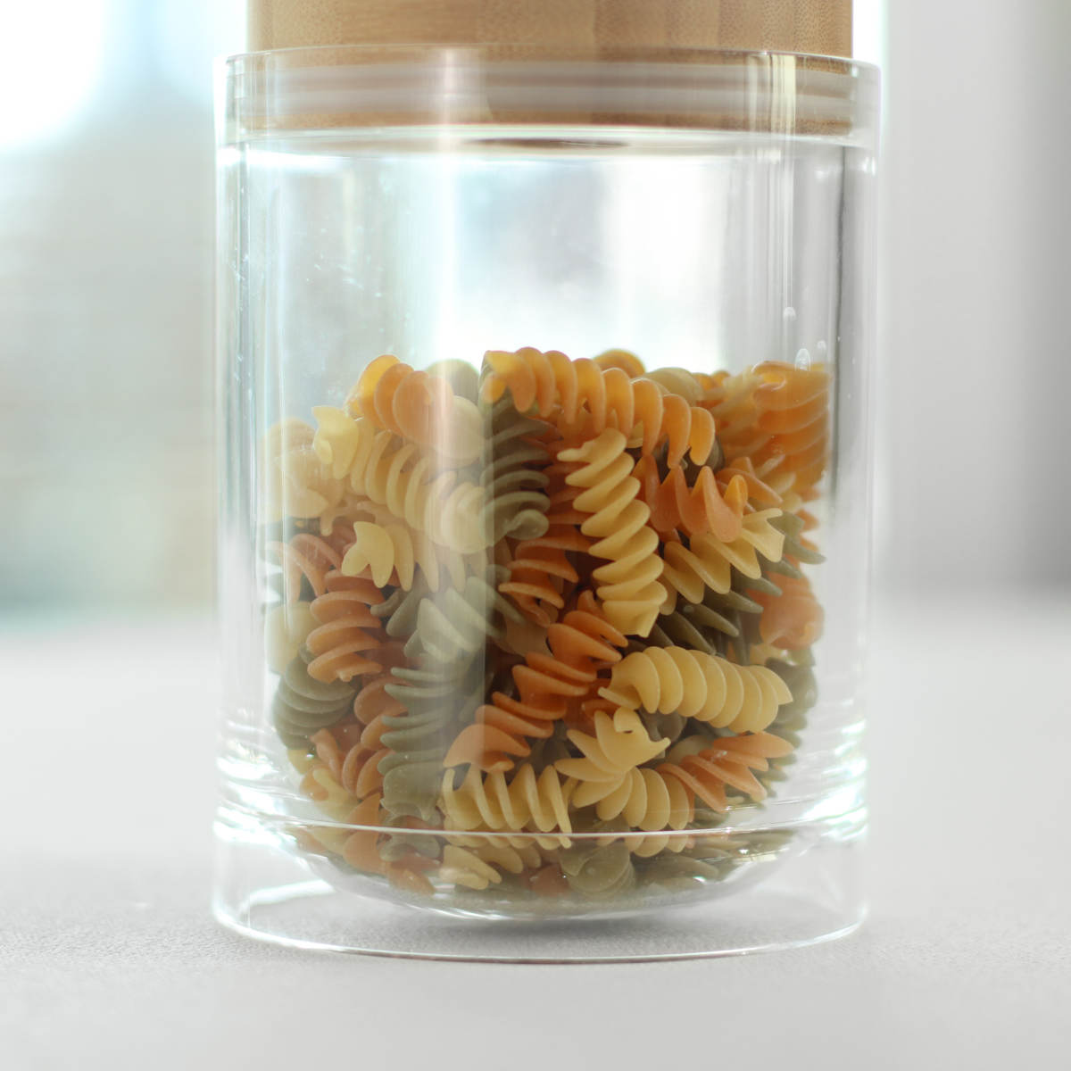 保存容器 850ml 重なるキャニスター バンブー ( キャニスター 密閉 プラスチック 0.85L 竹 保存 容器 ケース スタッキング 積み重ね ストッカー 食品保存容器 スパイスボトル フードストッカー 食品保存 丸型 シリコーン弁付き )