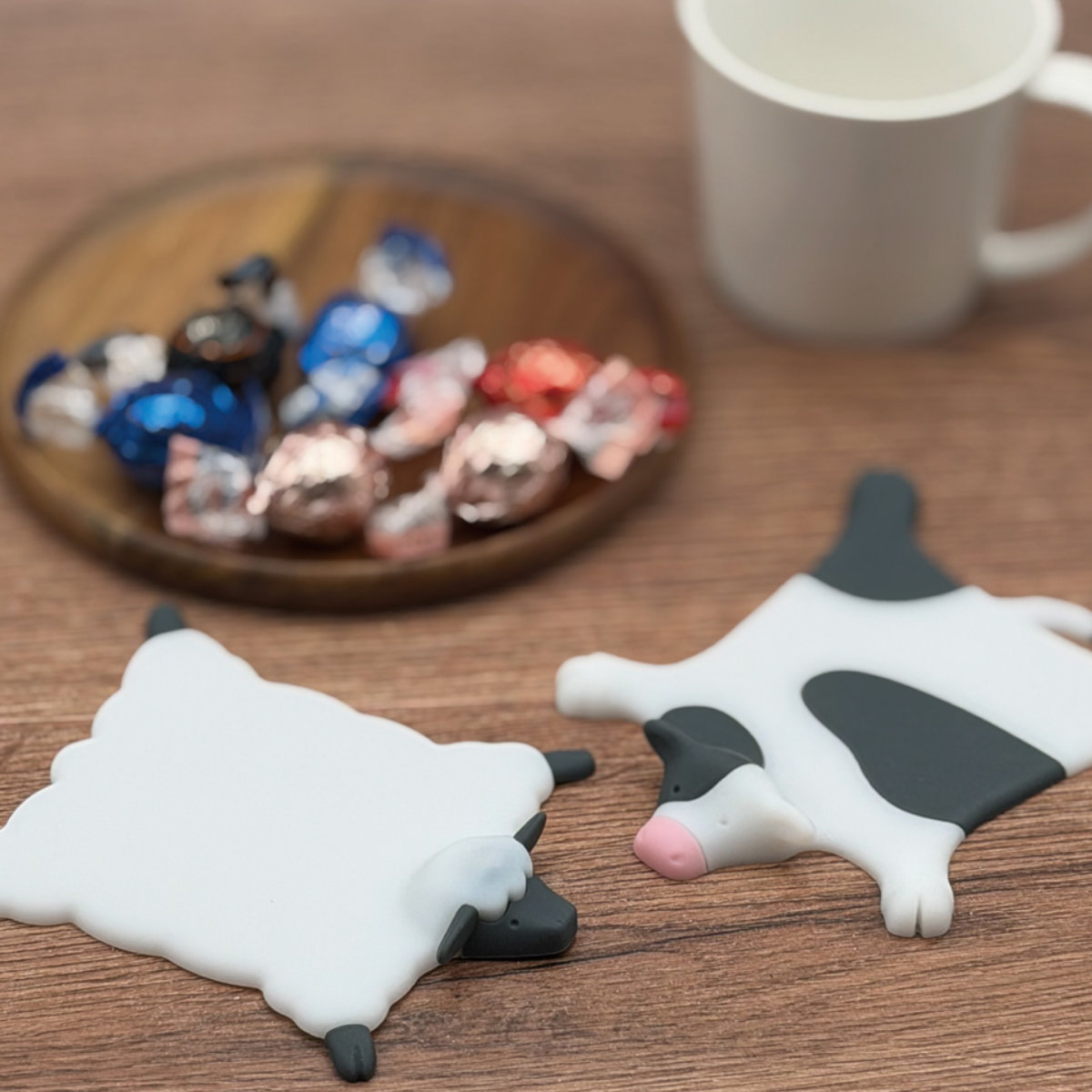 コースター biite アニマルコースター （ シリコン 樹脂 マット 大きめ アニマル かわいい おしゃれ キッチン雑貨 ） 【ウシ】