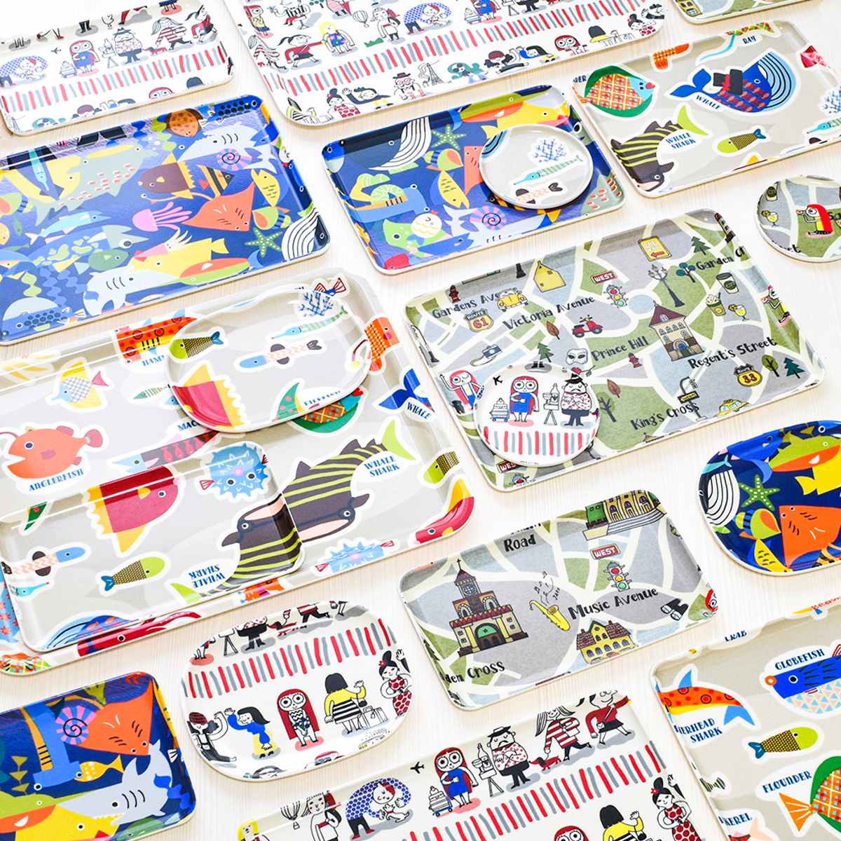 トレー RiCONIC 布張り 30cm トレイ ( キッチントレー キッチン おしゃれ キッチントレイ 日本製 かわいい すべり止め加工 レクタングル 長方形 ランチョンマット お盆 おぼん おやつ ランチ 朝食 水洗い可能 ) 【ホワイト】 ホワイト