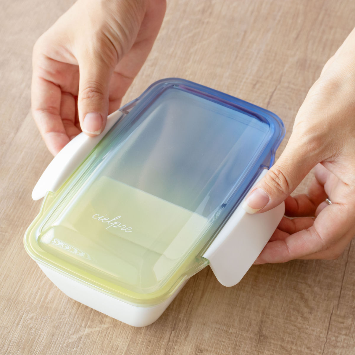 弁当箱 500ml シエルプレ 1段 ランチボックス ( Cielpre お弁当箱 食洗機対応 レンジ対応 女子 弁当 ドーム蓋 日本製 食洗機OK レンジOK お弁当 一段 2点ロック 大人 女性 クリア かわいい ) 【ピンクバイオレット】 ピンクバイオレット