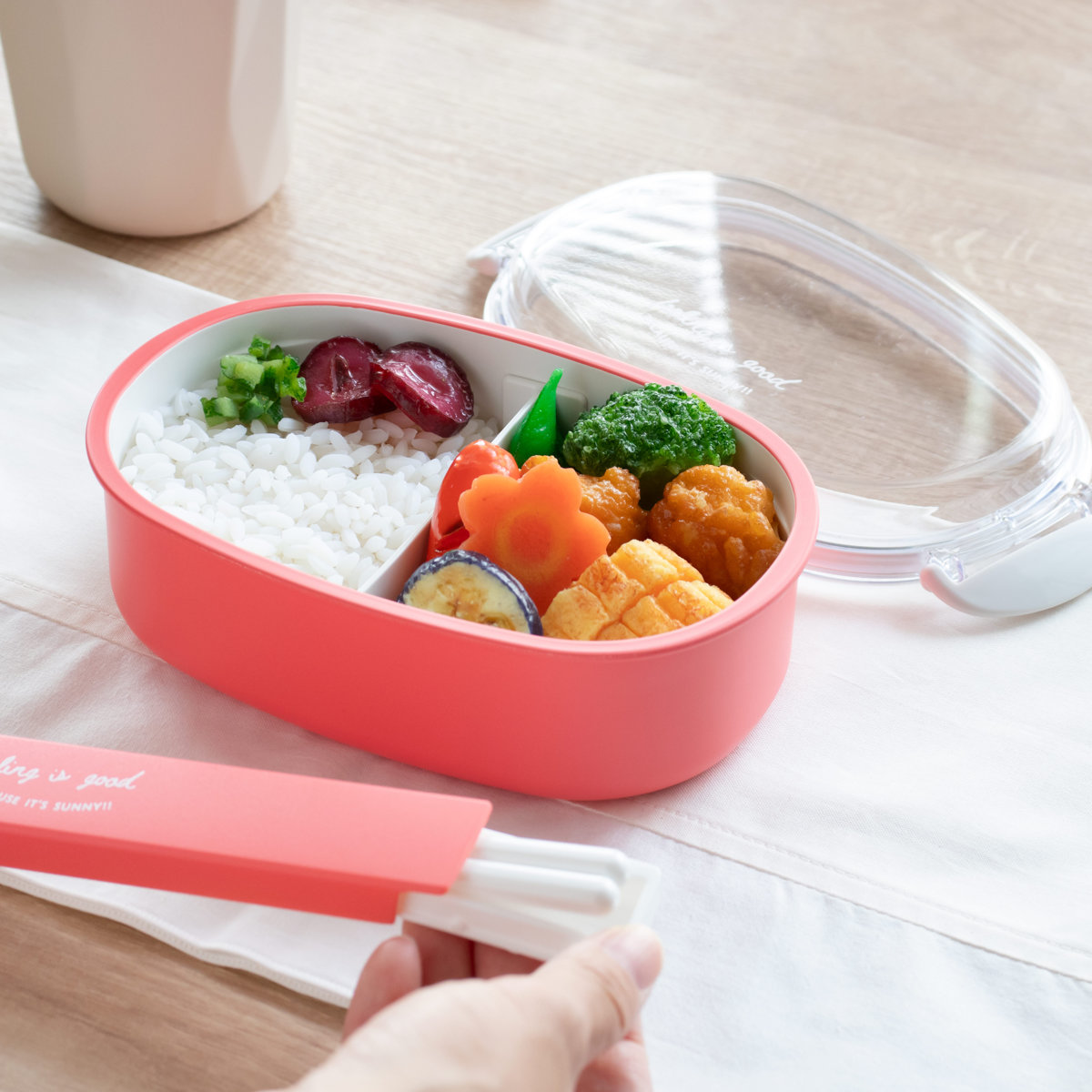 弁当箱 600ml FIG 塗1段ランチボックス ( お弁当箱 ランチボックス 食洗機対応 レンジ対応 ドーム型 1段 日本製 食洗機OK レンジOK お弁当 弁当 小判型 一段 一段弁当 ドーム蓋 おしゃれ クリア ) 【ネイビー】 ネイビー