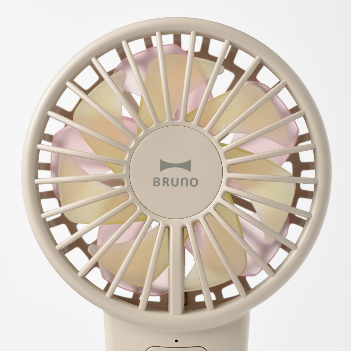 BRUNO ハンディファン コンパクト ダブルフルールファン ストラップ付き ( ブルーノ 携帯扇風機 ミニ扇風機 ショルダー 小型扇風機 卓上扇風機 スタンド付き 自立 角度 調節 クーラー 4段階風量 充電式 熱中症対策 おしゃれ ) 【マーガレットグレージュ】 マーガレットグレージュ