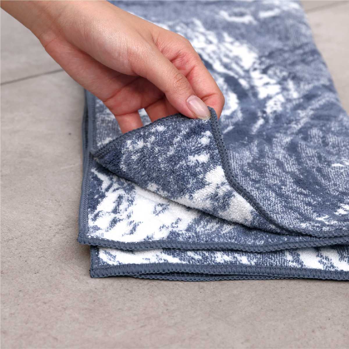 フェイスタオル カラリマーブル ( タオル マイクロファイバー 手拭きタオル 汗拭きタオル 吸水 速乾 やわらか マーブル柄 ジャガード織 デイリータオル フェイス 洗顔 30×80cm ふんわり 日常使い 新生活 おしゃれ ギフト ) 【ネイビー】 ネイビー