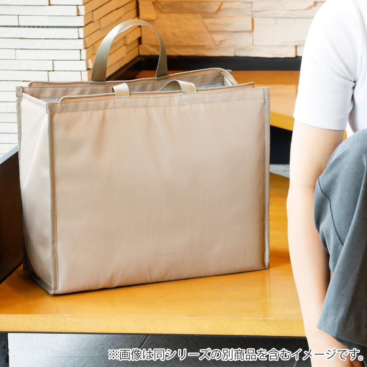 保冷バッグ 保冷スクエアバック maneuver M ( 保冷 折りたたみ マチ付き 買い物かご バッグ かばん 鞄 サブバッグ 買い物バッグ クーラートートバッグ クーラーバッグ 無地 ) 【ブラック】 ブラック