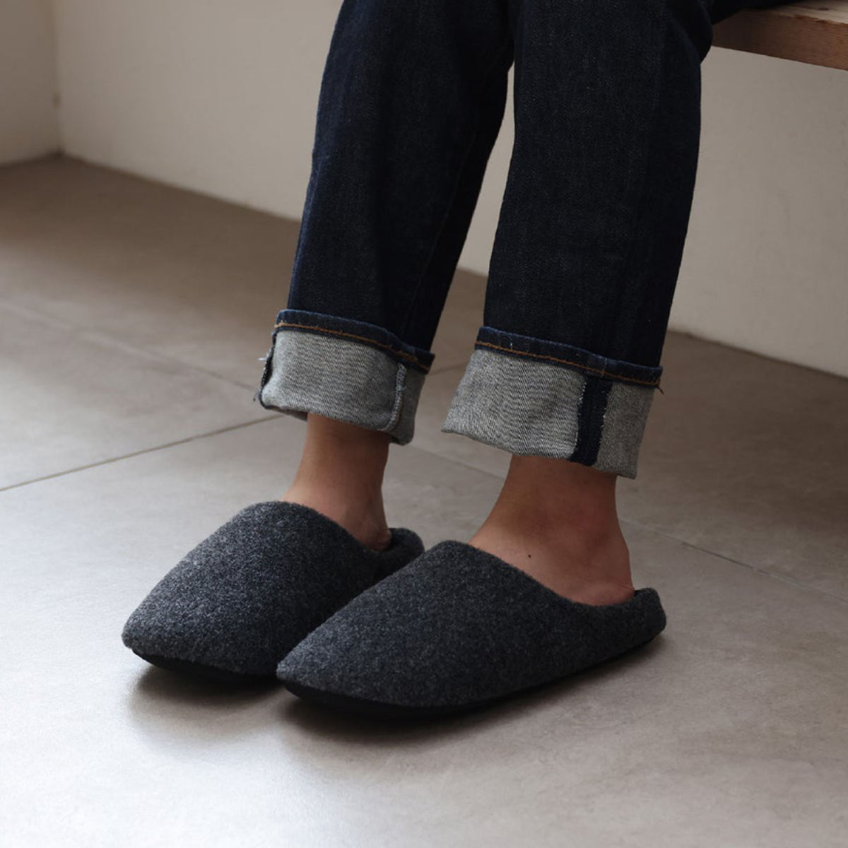 ルームシューズ tutum ROOP ハズミーナ ルームスリッパ L ( スリッパ 洗える 室内 オールシーズン ベーシック 高密度 高反発 極厚 シンプル ユニセックス トイレ インテリア雑貨 自宅 室内用 レディース大きめ メンズ おしゃれ ) 【ホワイト】 ホワイト