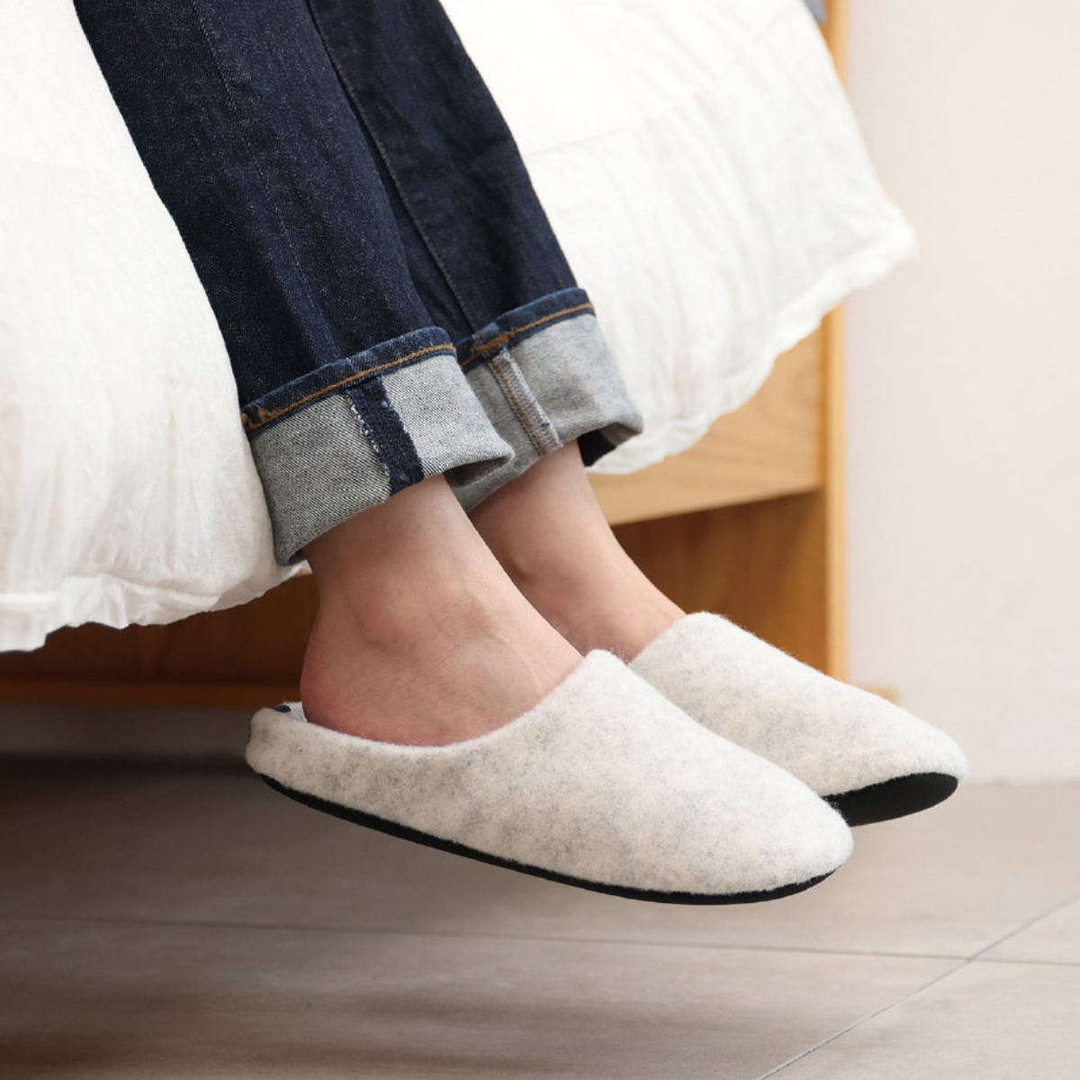 ルームシューズ tutum ROOP ハズミーナ ルームスリッパ L ( スリッパ 洗える 室内 オールシーズン ベーシック 高密度 高反発 極厚 シンプル ユニセックス トイレ インテリア雑貨 自宅 室内用 レディース大きめ メンズ おしゃれ ) 【ホワイト】 ホワイト