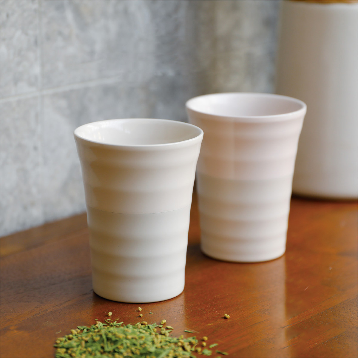 タンブラー 300ml 陶器のような保温ステンレスタンブラー300 ゆらぎ ( 保温 保冷 ステンレス コップ 真空二重構造 おしゃれ シンプル セラミック 陶器風 ) 【グレー】 グレー