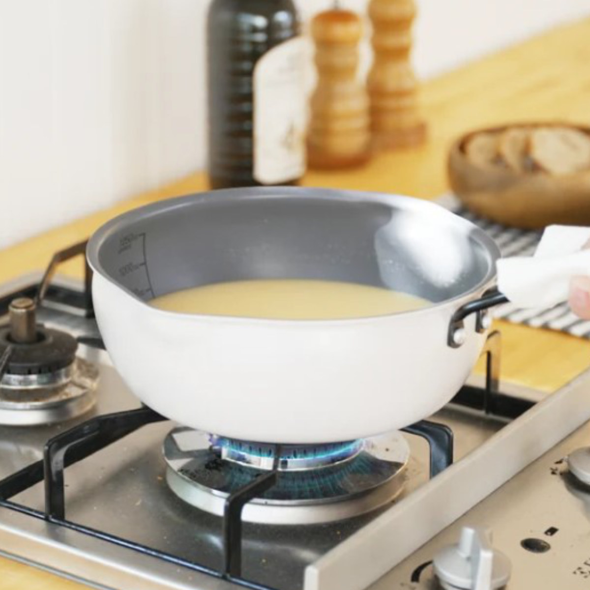 フライパン 20cm IH対応 copan Aggta メモリ付き揚げ物フライパン ( ガス火 IH ih オール熱源対応対応 片手鍋 ソースパン 小鍋 片手なべ 両口鍋 20センチ 調理器具 揚げ物 多機能 マルチパン お手入れ簡単 左利き メモリ付き )