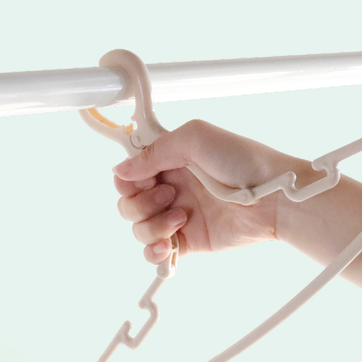 ハンガー 6本組 ベビー&キッズ キャッチフックハンガー 首元を伸ばさずに干せる ( キッズハンガー ベビーハンガー 6本セット フック付 子ども 洗濯 収納 洗濯ハンガー 物干し こども服 衣類収納 洋服ハンガー 洋服 省スペース )