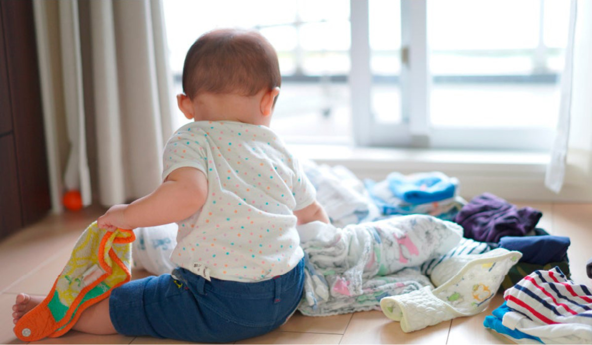 ハンガー 6本組 ベビー&キッズ キャッチフックハンガー 首元を伸ばさずに干せる ( キッズハンガー ベビーハンガー 6本セット フック付 子ども 洗濯 収納 洗濯ハンガー 物干し こども服 衣類収納 洋服ハンガー 洋服 省スペース )