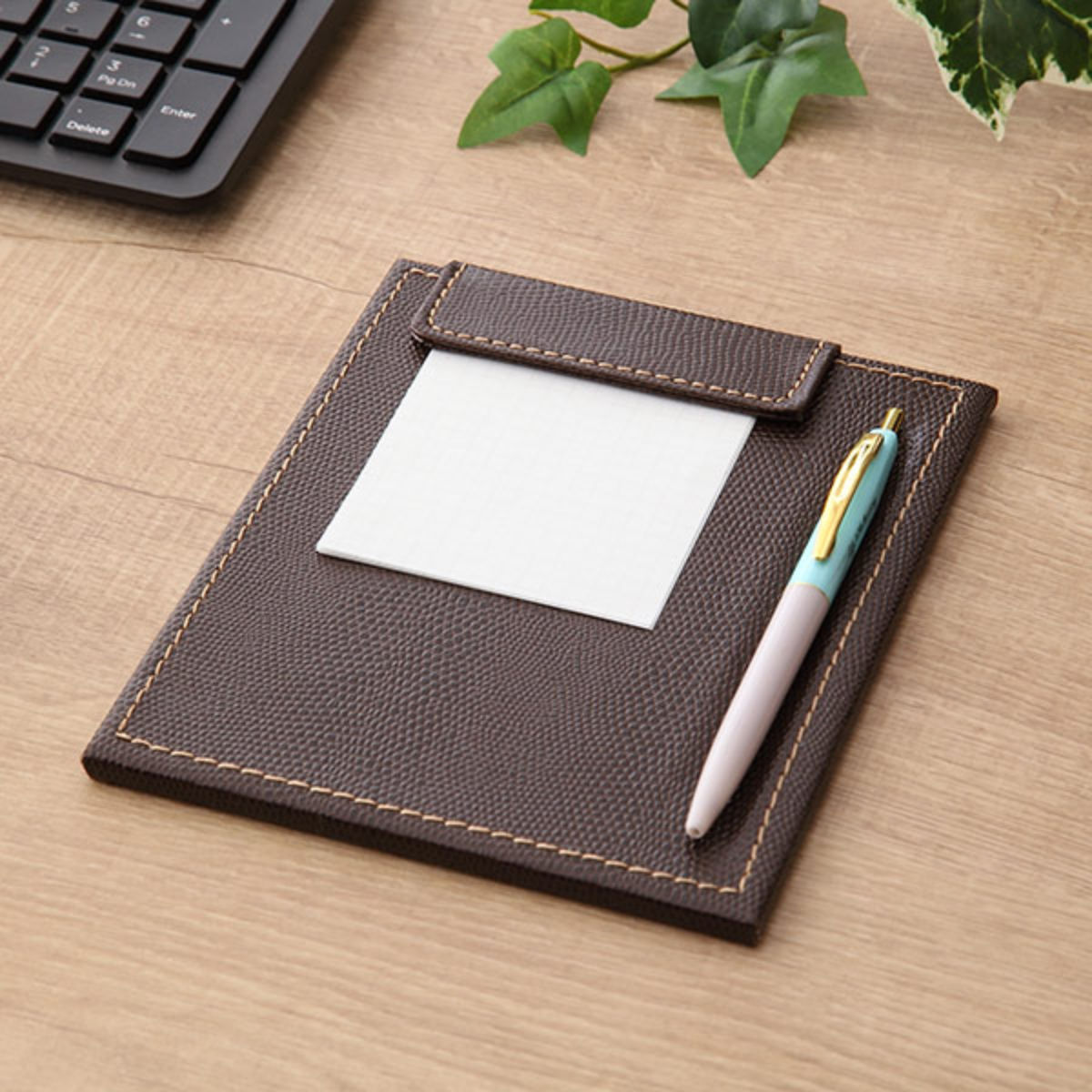 メモホルダー レザー風 ビジネス メモパッド 横14×縦17.5cm （ 卓上 卓上メモ メモケース メモ帳 メモクリップ バインダー マグネットクリップ クリップボード おしゃれ ）