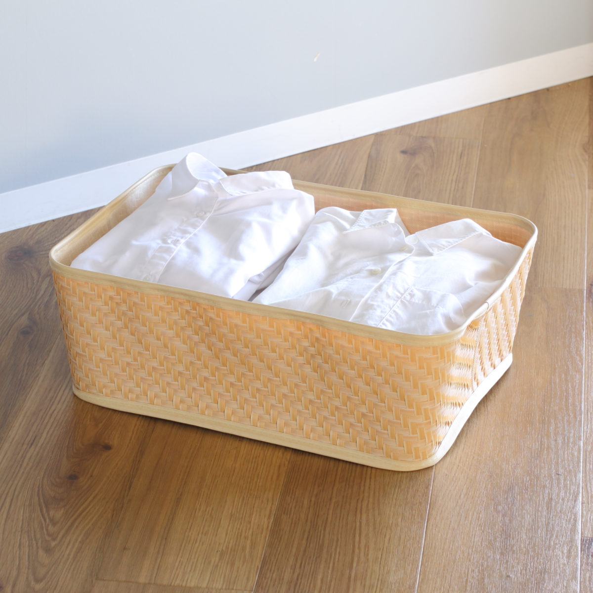 バスケット クローンバンブー 角型 L 洗える 幅54×奥行38×高さ17.5cm ( かご カゴ 籠 竹 フェイク PE 水洗い 天然素材風 収納 小物収納 収納かご 小物入れ おしゃれ 丈夫 キッチン 洗面所 ランドリー 竹かご風 )