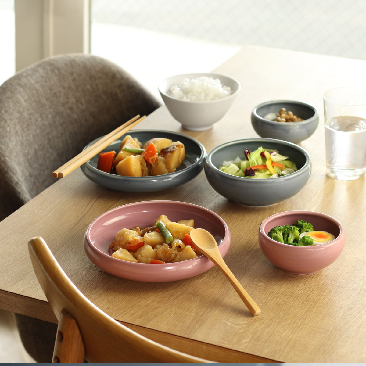 プレート Bread&Rice 食べやすい器 L ( 20.4cm 電子レンジ対応 食洗機対応 磁器 美濃焼 日本製 丸 ラウンド 深皿 お皿 皿 食器 おしゃれ シンプル かわいい 北欧 北欧風 カフェ ) 【キナリ】 キナリ