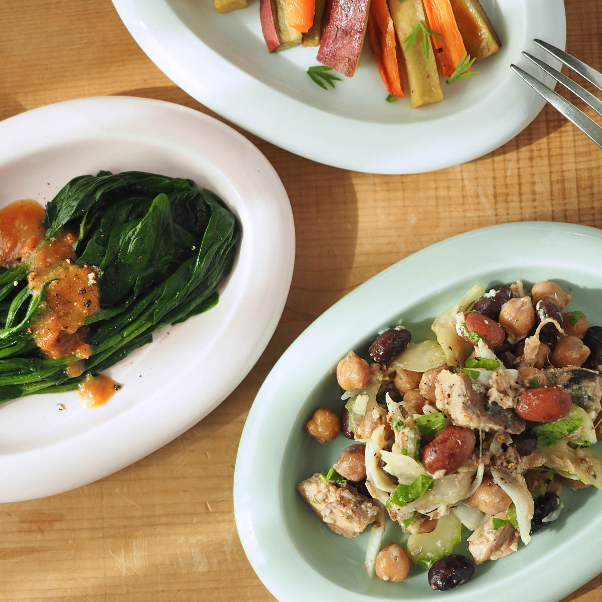 プレート Bread&Rice ポップな器 オーバルプレート S ( 18.2cm 電子レンジ対応 食洗機対応 磁器 美濃焼 日本製 楕円 オーバル お皿 皿 食器 おしゃれ シンプル かわいい 北欧 北欧風 カフェ ) 【ライトグリーン】 ライトグリーン