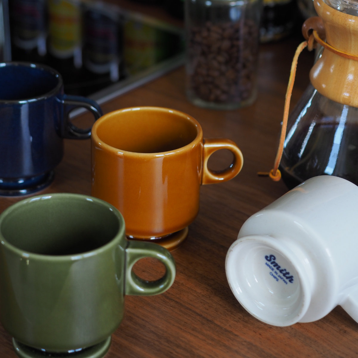 マグカップ 240ml Smith footed mug cup ( 磁器 電子レンジ対応 食洗機対応 日本製 コップ マグ マグコップ カップ 食器 おしゃれ かわいい シンプル レトロ ) 【ネイビー】 ネイビー