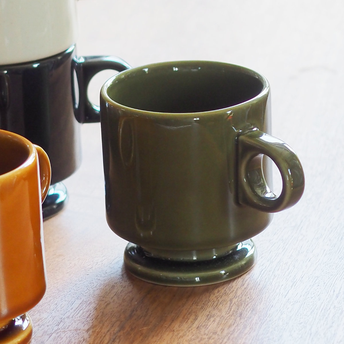 マグカップ 240ml Smith footed mug cup ( 磁器 電子レンジ対応 食洗機対応 日本製 コップ マグ マグコップ カップ 食器 おしゃれ かわいい シンプル レトロ ) 【ネイビー】 ネイビー