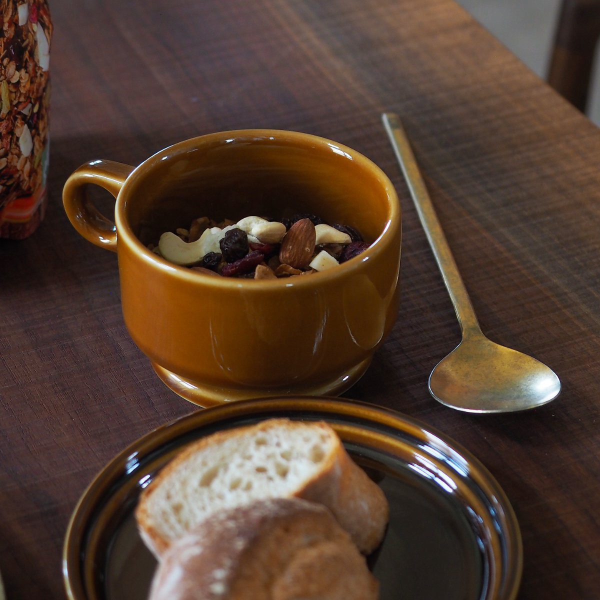 スープマグ 260ml Smith footed soupmug ( 電子レンジ対応 食洗機対応 日本製 マグ マグカップ 器 ボウル 鉢 コップ おしゃれ かわいい シンプル レトロ ) 【ブラウン】 ブラウン