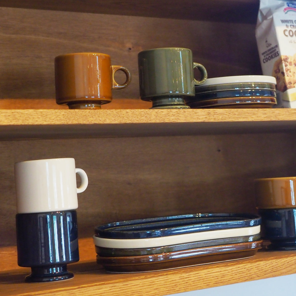 プレート Smith oval plate ( 25.5cm 電子レンジ対応 食洗機対応 日本製 磁器 オーバル 皿 お皿 食器 おしゃれ かわいい シンプル レトロ クラシック カフェ風 ) 【ブラウン】 ブラウン