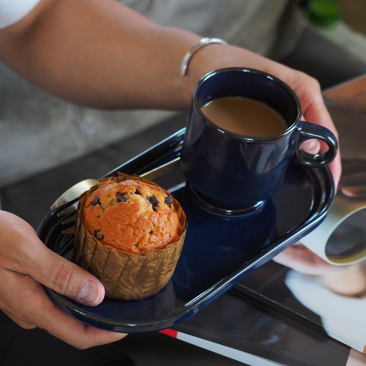 プレート Smith oval plate ( 25.5cm 電子レンジ対応 食洗機対応 日本製 磁器 オーバル 皿 お皿 食器 おしゃれ かわいい シンプル レトロ クラシック カフェ風 ) 【ブラウン】 ブラウン