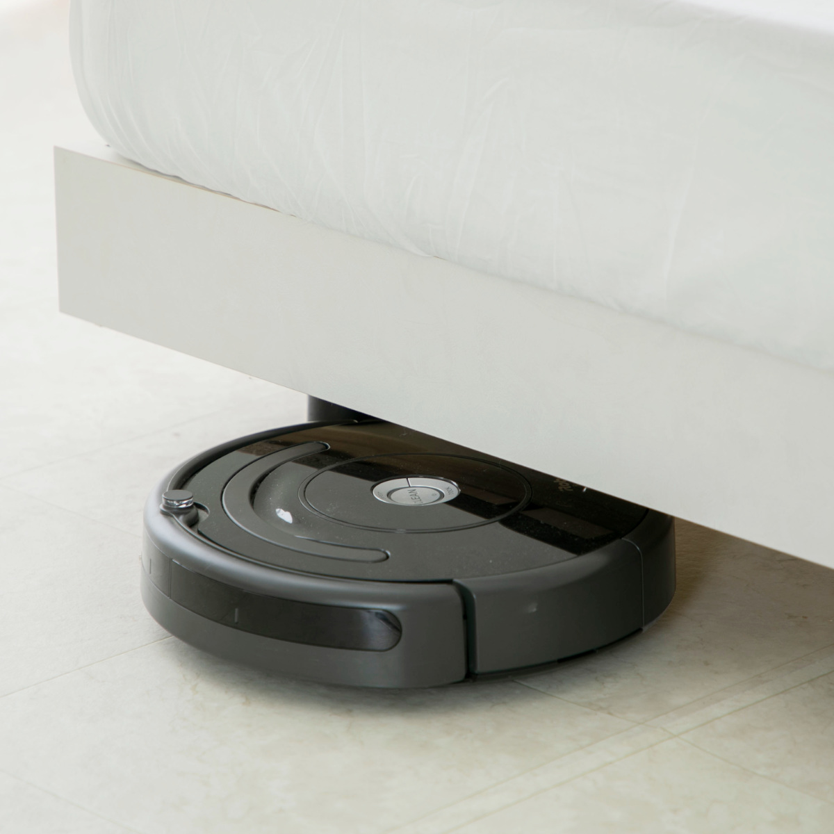 デザインベッド シングル YAMATE すのこ 日本製 Apel ( ベッド コンセント付 ベッドフレーム ロータイプ フロアベッド お掃除ロボット対応 バイカラー 棚付 テラコッタ ホワイト ) 【ホワイト】 ホワイト