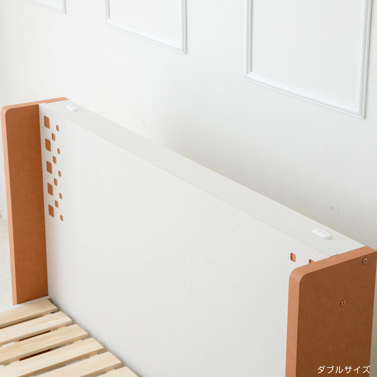 デザインベッド シングル YAMATE すのこ 日本製 Apel ( ベッド コンセント付 ベッドフレーム ロータイプ フロアベッド お掃除ロボット対応 バイカラー 棚付 テラコッタ ホワイト ) 【ホワイト】 ホワイト
