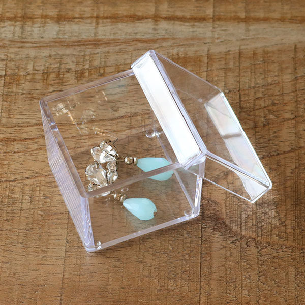 クリアケース ふた付き 小物ケース 18個セット 透明 収納 デスコシリーズ 約 幅5.9×奥行5.9×高さ4.9cm ( 小物収納 小物入れ 収納ケース プラスチック フタ付き 小物 アクセサリー ケース 卓上収納 仕分け 整理整頓 日本製 )