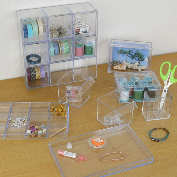 ペンスタンド クリア 2分割 プラスチック 透明 収納 ペン立て デスコシリーズ ( 鉛筆立て 文房具 ステーショナリー 日本製 ステーショナリースタンド 卓上 デスク 机上 鉛筆 ペン スタンド 仕切り付き )