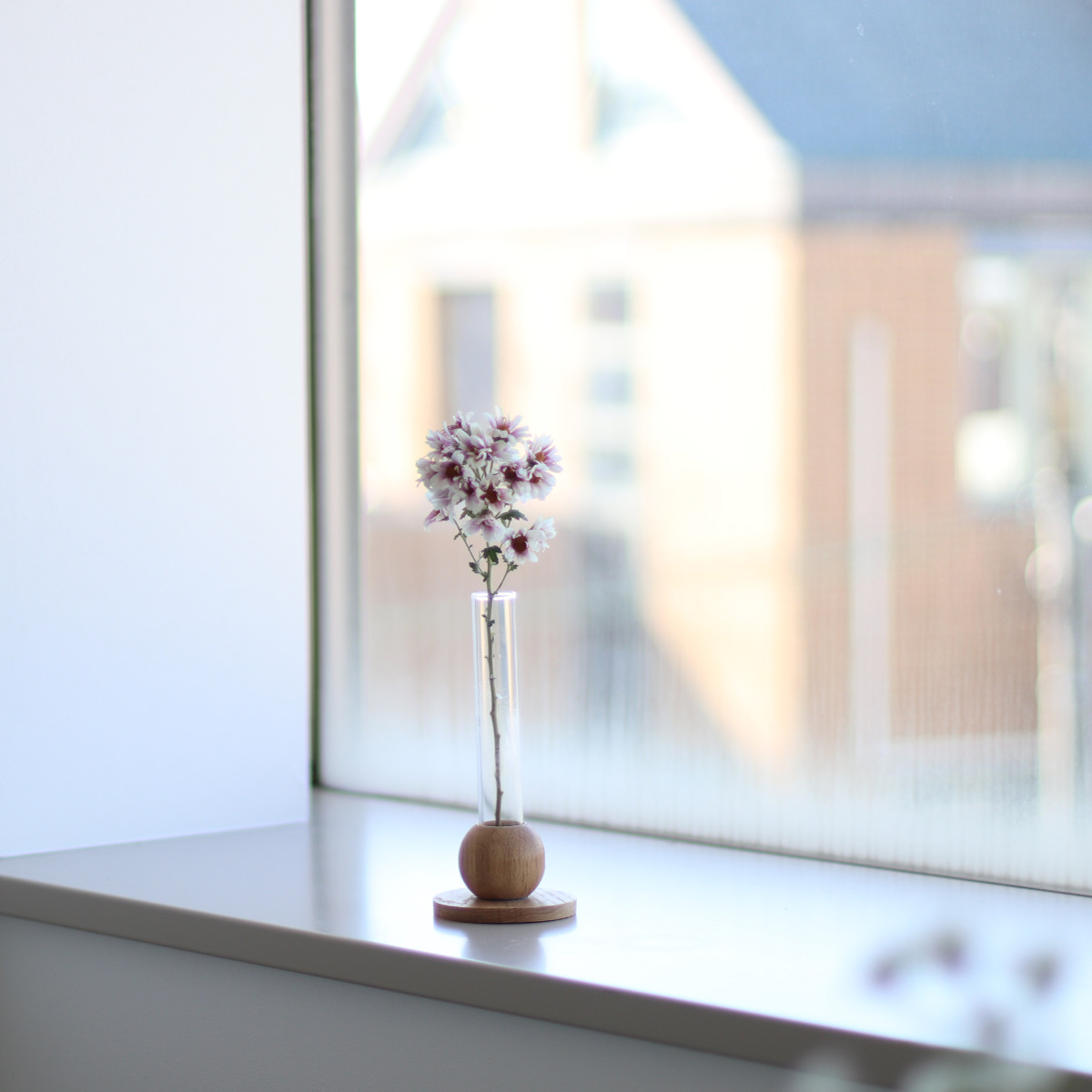 花瓶 BAUM バオム 直径8×高さ18cm フラワーベース M ( 花びん 花器 ベース ガラスベース ウッドベース 一輪挿し フラワー 花 飾る 花入れ ガラス ガラス製 天然木 木製 ウッド 木 異素材 )