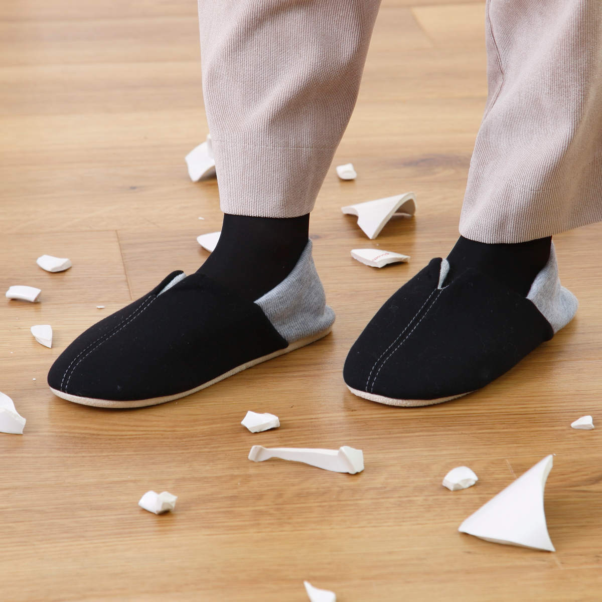 防災スリッパ L 足まもりっぱ 洗える ( 防災 ルームシューズ ルームスリッパ かかと付き スリッパ 踏み抜き防止 折り畳み 25~27cm メンズ バブーシュ 前詰まり 無地 男性 震災 災害 非常時 携帯 防災グッズ 静音 おしゃれ )