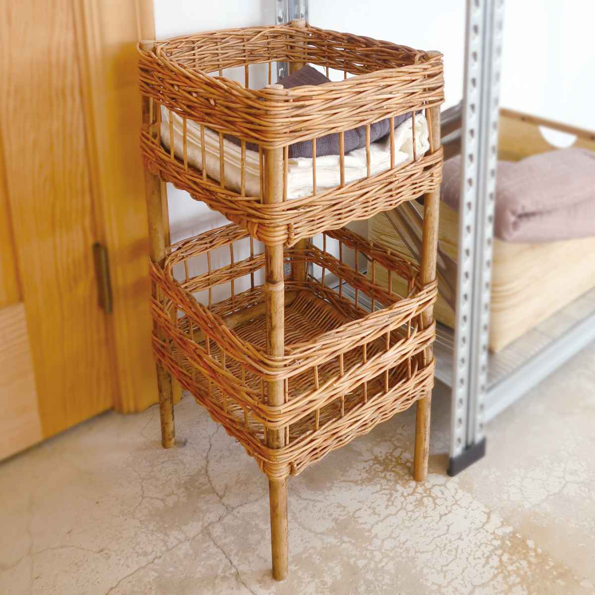 脱衣かご 2段 ラタン製 ランドリーバスケット 籐家具 幅56cm （ 洗濯 