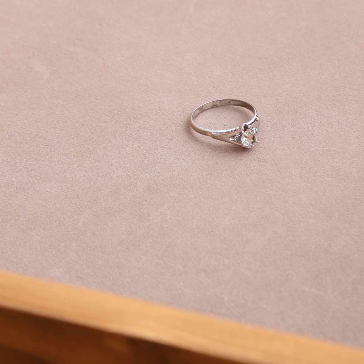 アクセサリーケース ナインマーケ パイン スタッキングアクセサリーケース L ( ディスプレイケース シュエリーボックス アクセサリー収納 木製 ガラス蓋 NEINMARKE ディスプレイ コレクションケース 収納ケース おしゃれ 天然木 )