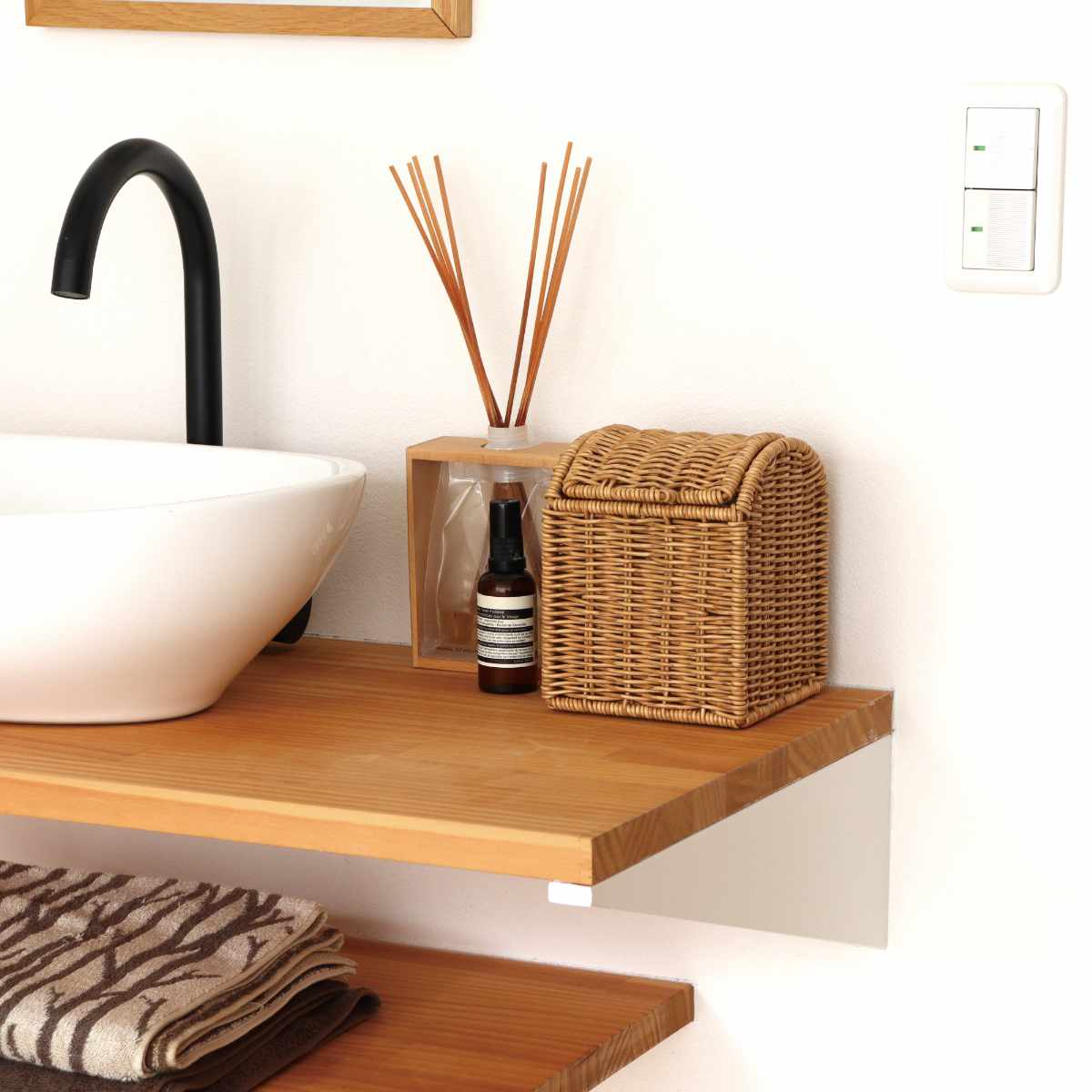 ゴミ箱 ミニサイズ 卓上 ミニダストボックス スクエア ユティルナイール ( ごみ箱 小さい コンパクト ミニ かご カゴ ラタン調 ナチュラル キッチン 洗面所 化粧室 寝室 ダストボックス おしゃれ ) 【ブラウン】 ブラウン