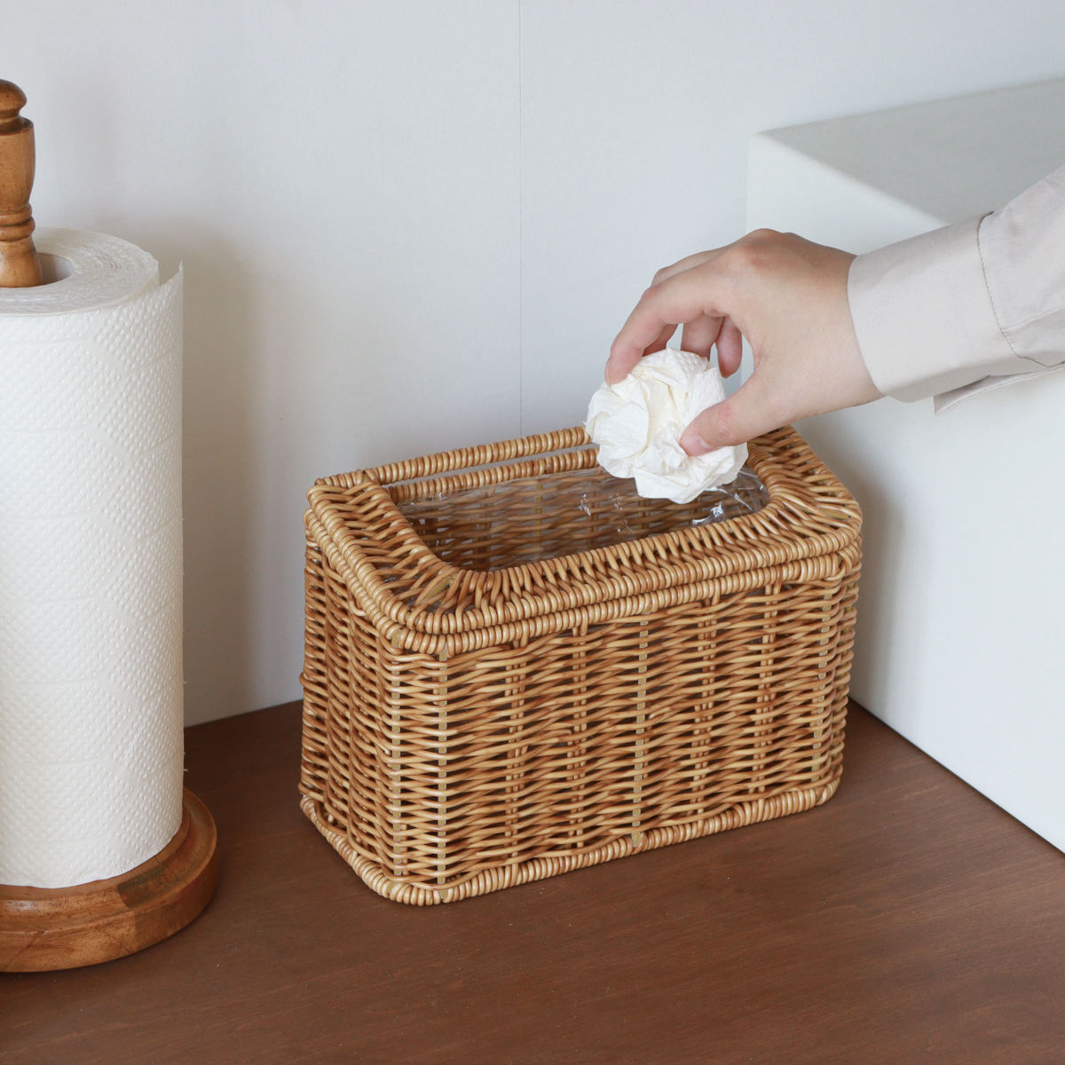 ゴミ箱 ユティルナイール スリム ミニダスト ストッカー コンパクト ( ごみ箱 カゴ風 ラタン調 卓上 小さい 洗える メイク 小物入れ ナチュラル 洗面所 キッチン ごみ入れ マスク入れ かわいい おしゃれ インテリア )