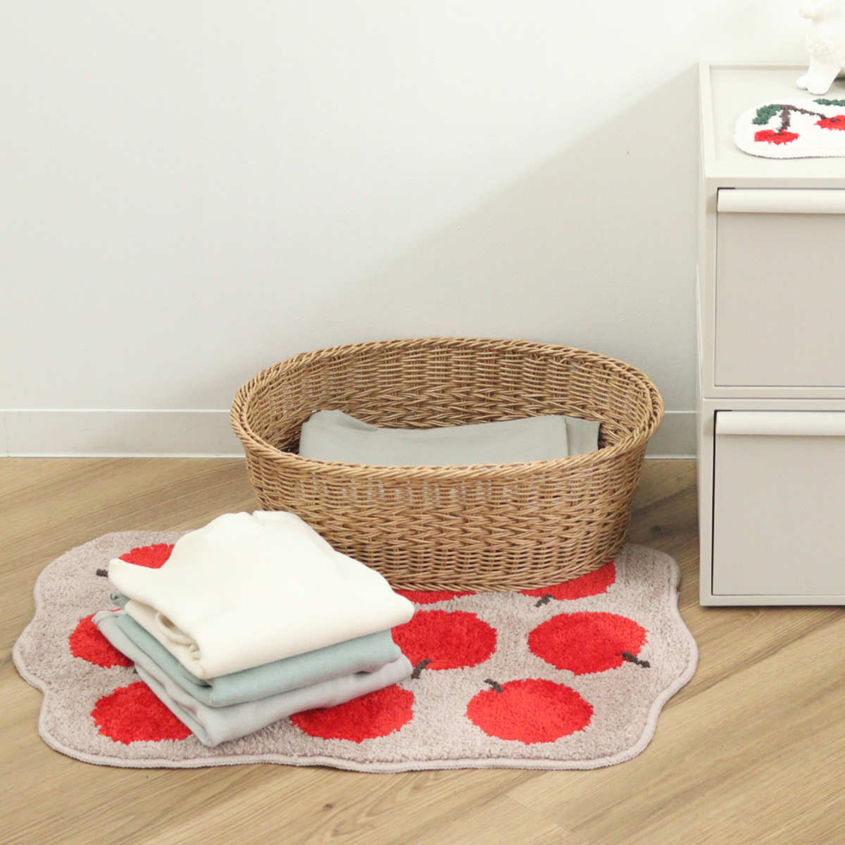 バスケット ユティルナイール かご オーバル ( 幅47×奥行38×高さ16cm 洗える収納ボックス 水洗い カゴ 洗えるバスケット 収納 天然素材風 小物収納 収納かご 収納ケース お手入れ簡単 軽量 柔軟性 しなやか ささくれない )