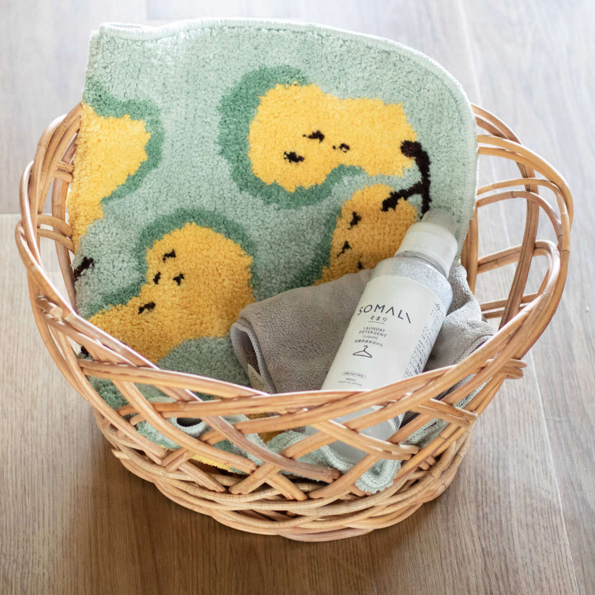 玄関マット EIBORIE フルーツフロアマット 室内 ( マット ラグ 洗える フルーツ かわいい 敷き物 インテリア ふわふわ 滑り止め 幅70cm キッチン リビング 寝室 洗面所 ランドリー 室内用マット 玄関 脱衣所 洗面 ポップ ) 【ペアー】 ペアー